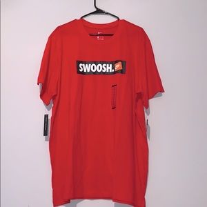 Men’s Nike Swoosh Tee